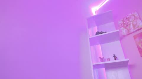 Snapshot of bonnie_benet chatting on 02.10.25 Bonnie online show from 02.10.25