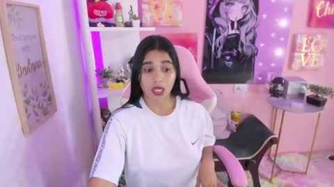 Snapshot of bonnie_benet chatting on 10.17.25 Bonnie online show from 10.17.25