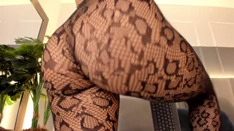 Bonnie online show from 01.03.25