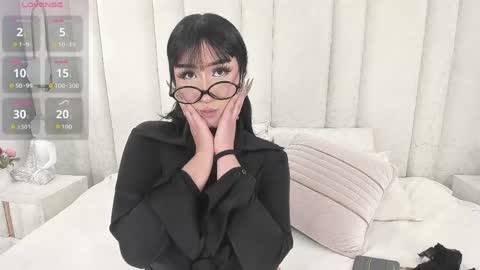 Snapshot of bonnie_foxyy chatting on 05.25.26 Bonnie online show from 05.25.26