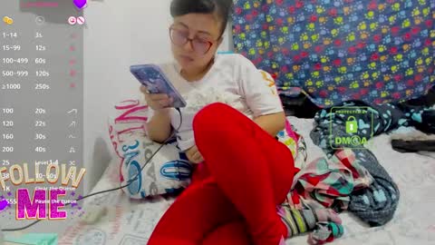 bonnie lam  hello welcome to my room I hope you have fun and you can reach your maximum pleasure here with me online show from 09.19.25