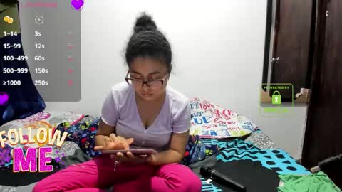 bonnie lam  hello welcome to my room I hope you have fun and you can reach your maximum pleasure here with me online show from 03.21.26