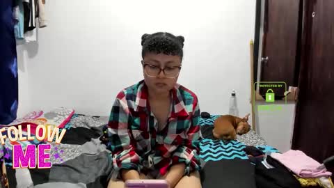 bonnie lam  hello welcome to my room I hope you have fun and you can reach your maximum pleasure here with me online show from 03.28.26