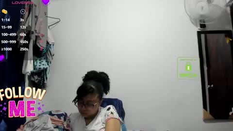 bonnie lam  hello welcome to my room I hope you have fun and you can reach your maximum pleasure here with me online show from 04.25.26