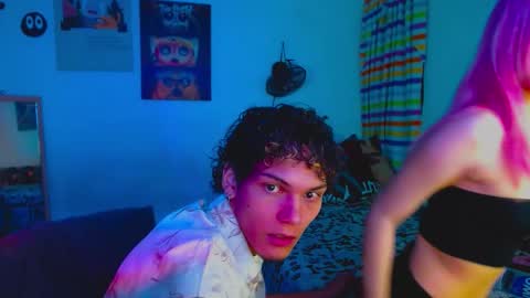 Bonnie Y Ash online show from 09.28.25