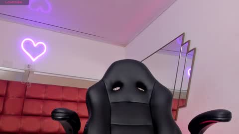   online show from 12.19.24