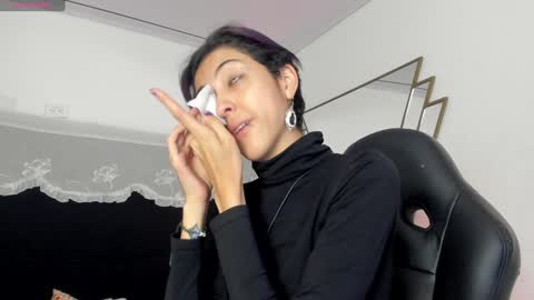   online show from 01.09.25