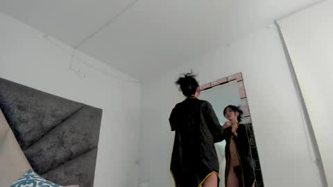   online show from 04.21.26