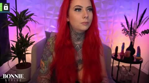 Bonnie Stylez online show from 03.05.25