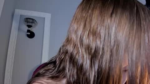 Snapshot of bonniie_22 chatting on 09.18.25 Bonnie online show from 09.18.25