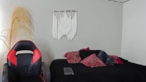 Snapshot of bonny_honey_ chatting on 05.28.26 Bonny online show from 05.28.26