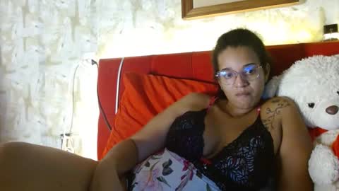 Snapshot of bonvivantb chatting on 01.06.25 Queen Bon Vivantt online show from 01.06.25