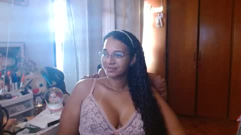 Snapshot of bonvivantb chatting on 03.11.25 Queen Bon Vivantt online show from 03.11.25