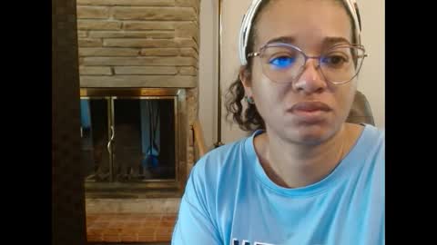 Snapshot of bonvivantb chatting on 10.08.25 Queen Bon Vivantt online show from 10.08.25