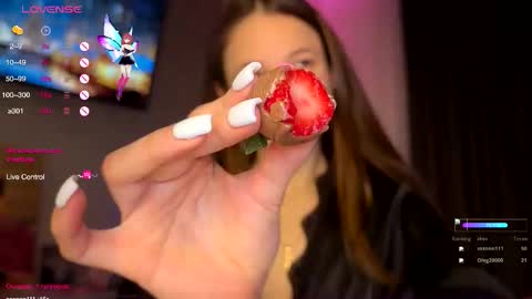 Snapshot of bonya_1 chatting on 12.05.25 Bonya online show from 12.05.25