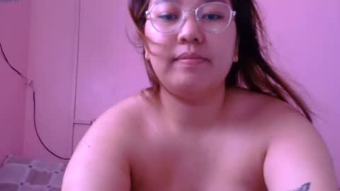 MommyMarie-Singlemom of 2. online show from 06.22.26