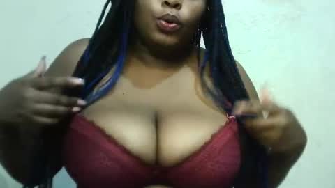 Snapshot of boobvherry chatting on 12.22.24 boobvherry online show from 12.22.24