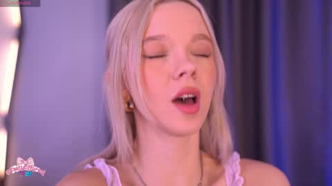 Alina online show from 04.26.26