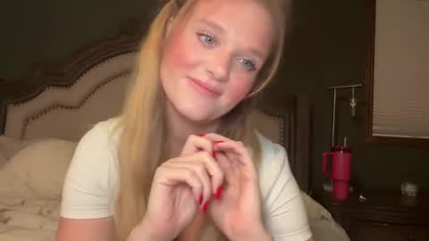 Snapshot of booksnlooksgirl chatting on 01.13.25 booksnlooksgirl online show from 01.13.25