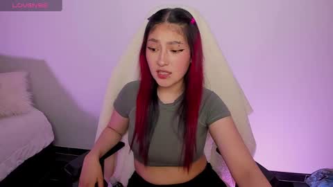 Snapshot of boonie_girl chatting on 12.09.24 Booniee online show from 12.09.24