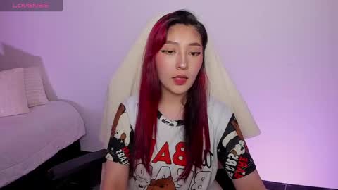 Snapshot of boonie_girl chatting on 12.19.24 Booniee online show from 12.19.24