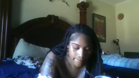 Snapshot of boooohoooobaby chatting on 11.18.25 boooohoooobaby online show from 11.18.25