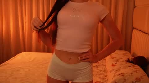 Snapshot of boootyfrytti chatting on 06.23.26 boootyfrytti online show from 06.23.26