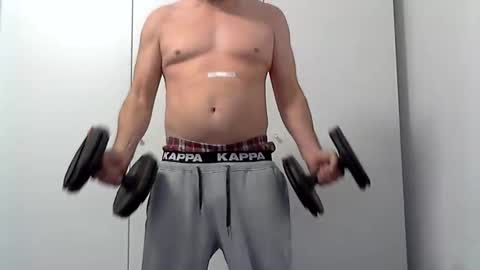 Snapshot of boopye chatting on 12.18.25 boopye online show from 12.18.25