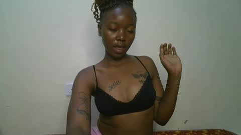 Snapshot of bootybabe0 chatting on 02.20.26 bootybabe0 online show from 02.20.26