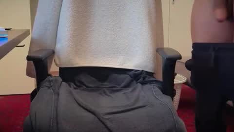 Snapshot of bootyonmyface chatting on 11.21.25 bootyonmyface online show from 11.21.25