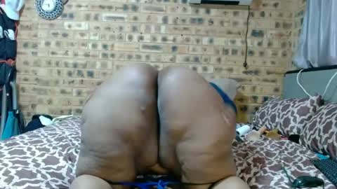Snapshot of bootytwerkxxx chatting on 06.19.26 bootytwerkxxx online show from 06.19.26