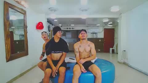 Snapshot of boranget chatting on 12.17.24 boranget online show from 12.17.24