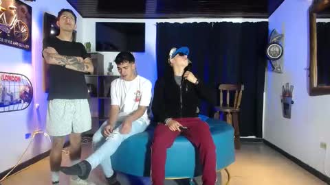 Snapshot of boranget chatting on 11.28.25 boranget online show from 11.28.25