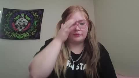 borderline mutt online show from 11.06.25