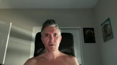 Snapshot of borisdm1976 chatting on 10.26.25 borisdm1976 online show from 10.26.25