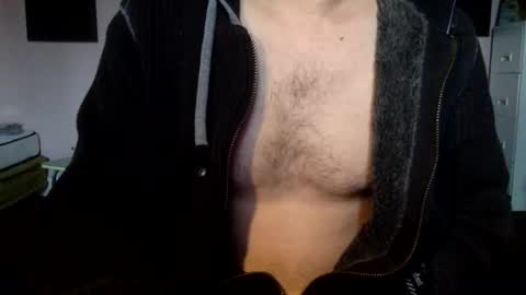 Snapshot of borisvian75019 chatting on 12.03.24 HornyBoo online show from 12.03.24