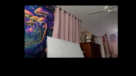 Snapshot of bottomboo7 chatting on 12.13.24 Bottomboo7 online show from 12.13.24