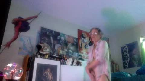 Snapshot of bottomboo7 chatting on 10.11.25 Bottomboo7 online show from 10.11.25