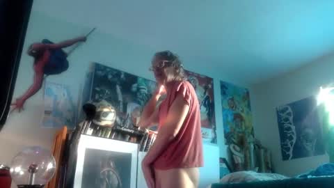 Snapshot of bottomboo7 chatting on 10.18.25 Bottomboo7 online show from 10.18.25