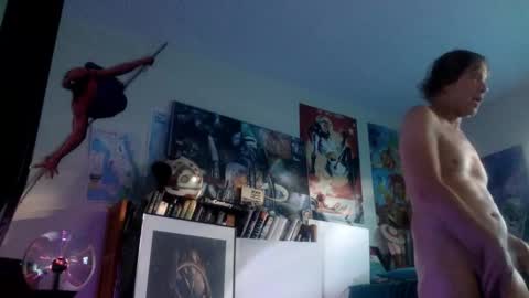 Bottomboo7 online show from 12.17.25