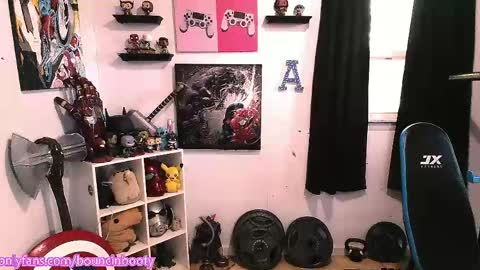 Pumpkin Butt online show from 05.11.26