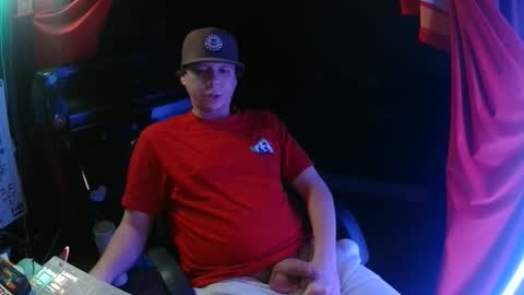 Snapshot of bowerboi1217 chatting on 12.02.25 Bowerboi1217 online show from 12.02.25