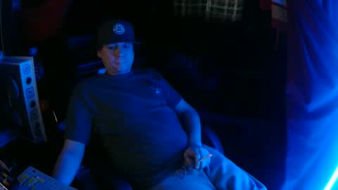 Snapshot of bowerboi1217 chatting on 12.03.25 Bowerboi1217 online show from 12.03.25