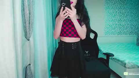 Helen  online show from 12.17.24