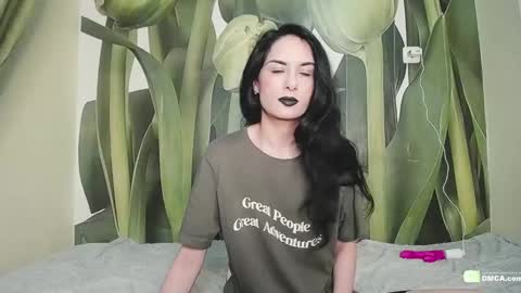 Helen  online show from 12.29.24