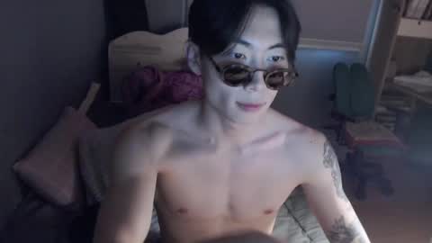 Snapshot of boxman556990 chatting on 02.15.25 boxman556990 online show from 02.15.25