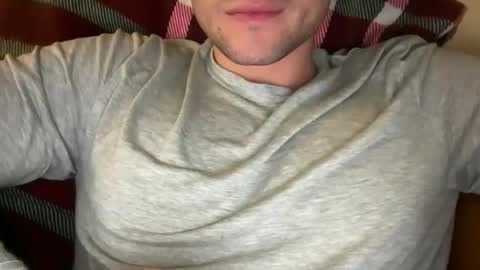 Snapshot of boy4dads323 chatting on 12.15.25 boy4dads online show from 12.15.25