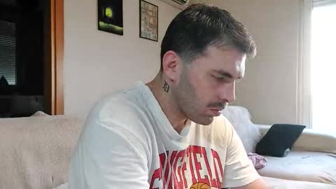 Snapshot of boy_aroundtheworld chatting on 11.13.25 Dan online show from 11.13.25