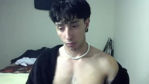 Snapshot of boy_fox_guys chatting on 12.09.24 Boy Astro online show from 12.09.24