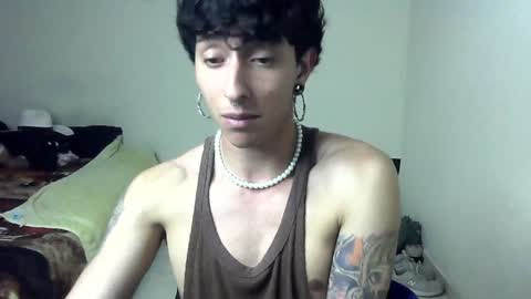 Snapshot of boy_fox_guys chatting on 01.01.25 Boy Astro online show from 01.01.25